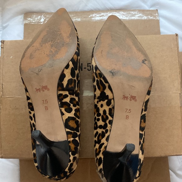 Coach Zan Leopard Print Calf Hair Pump Pointed Toe Heel Black Leather Sz 7.5 US - Picture 15 of 16